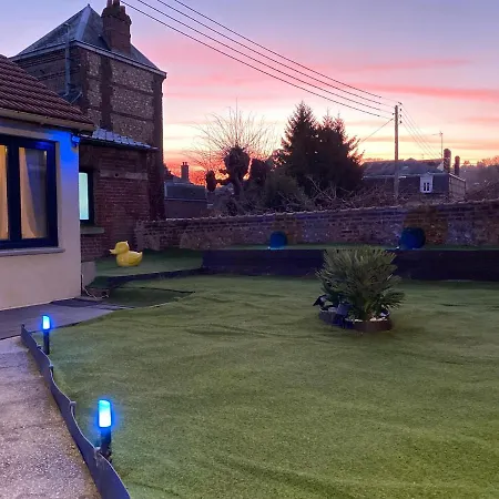 Balnéo, Sauna Et De Nombreuses Surprises Villa