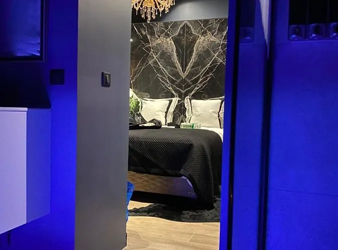 Balnéo, Sauna Et De Nombreuses Surprises * Rouen