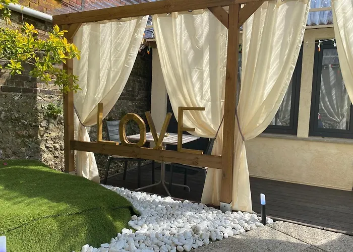 Villa Balnéo, Sauna Et De Nombreuses Surprises Rouen